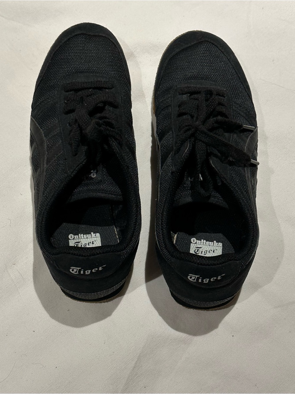 Onitsuka Tiger by Asics (Women’s 8, Men's 6.5) Black Low-Top Sneakers